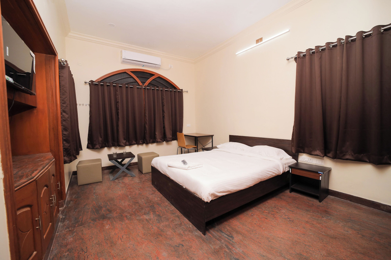Room 2, M3 Homestay, Madurai