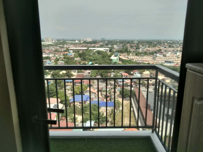 Balcony, Royal Oceancrest Mactan 1BR, Lapu-Lapu City