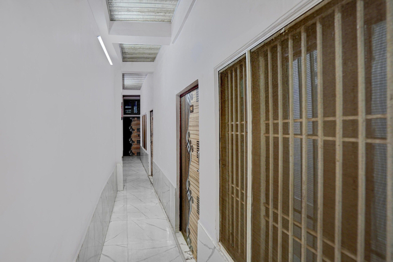 Interior 2, Classic Mathura Railway Junction, Mathura