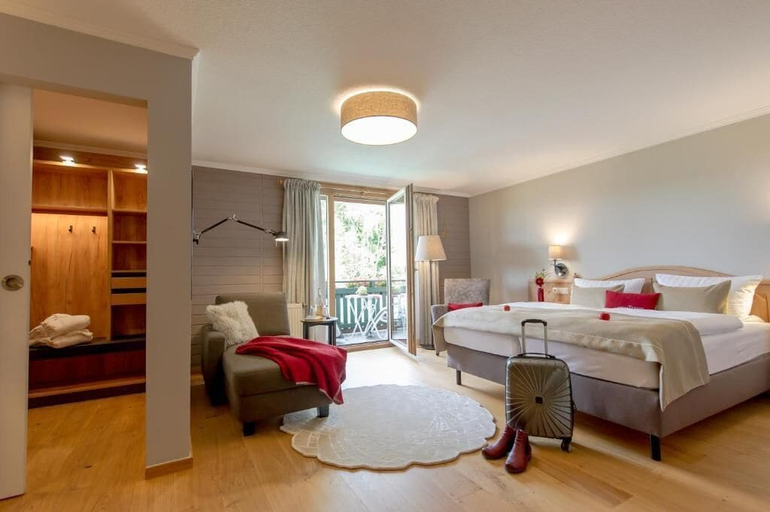 Bedroom, Hotel Sankt Leonhard, Rottal-Inn