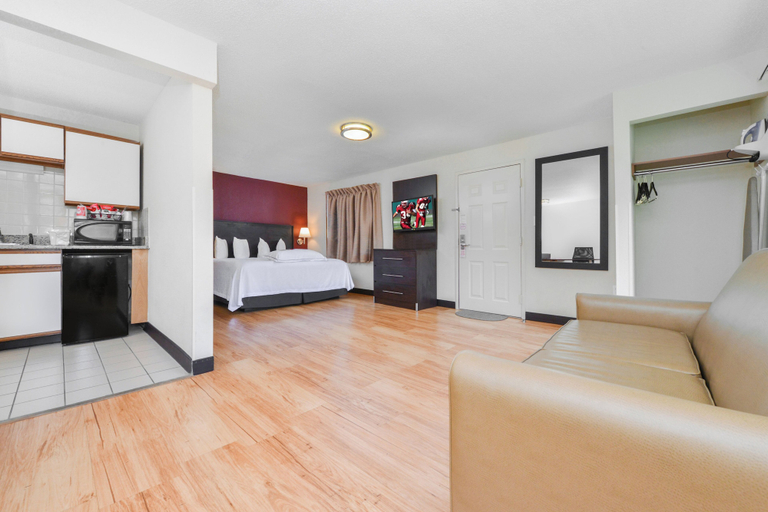 Others 5, Red Roof Inn PLUS+ & Suites Guilford, New Haven
