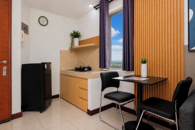 Private kitchen 2, Enjoy Living In 1Br At Apartment Marina Ancol, Jakarta Utara