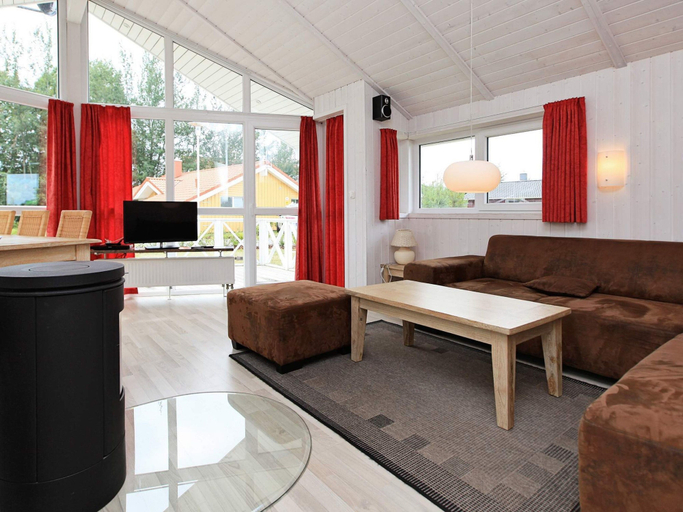 Others 4, Holiday Home in GrÃ¶mmitz, Ostholstein