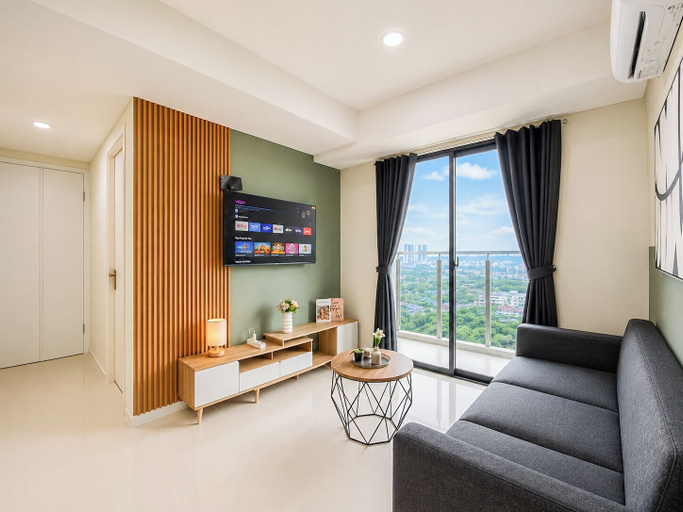 Living room 2, Light Filled 3Br At Apartment Daan Mogot City, West Jakarta