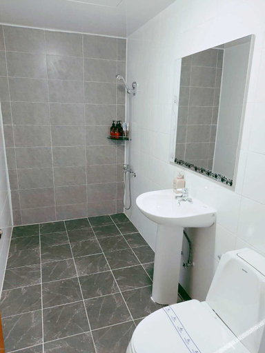 Bathroom 3, Haenam Ttangkkeut Beach, Haenam