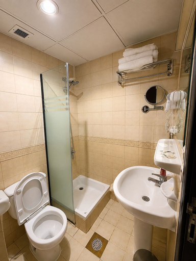 Bathroom, Karam Al Khair Hotel, Al Madinah Al Munawwarah