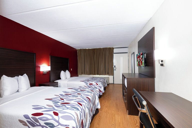 Bedroom 3, Red Roof Inn Kenly – I-95, Johnston