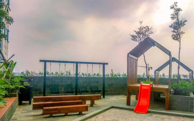 Children's play area - outdoor, Comfortable And Decent Studio Room At Apartment Lrt City Bekasi, Bekasi