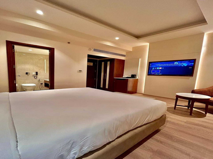 Room 4, Superior Checkin Amritsar, Amritsar