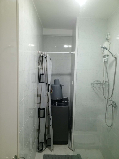 Bathroom 4, Royal Oceancrest Mactan 1BR, Lapu-Lapu City