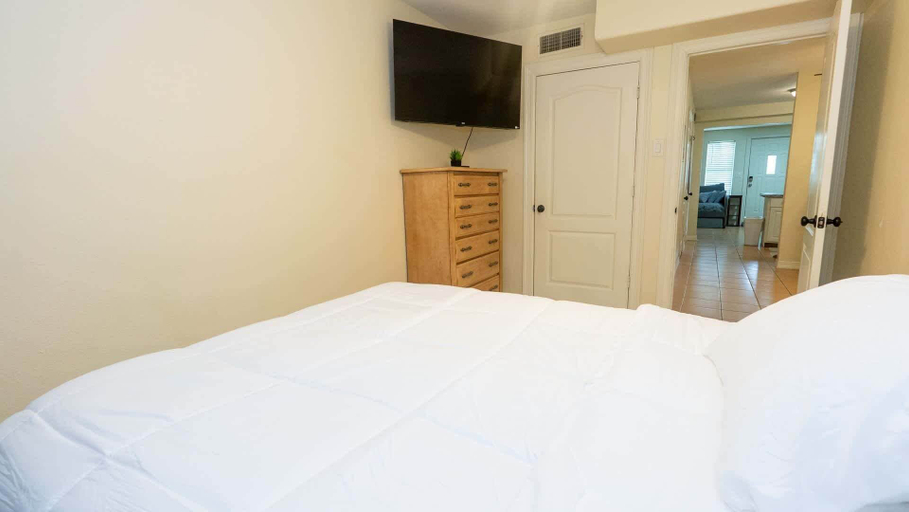 Room 3, 2br Ground Floor, Sleeps 8, Pets Ok - Spi 2 Bedroom Apts, Cameron