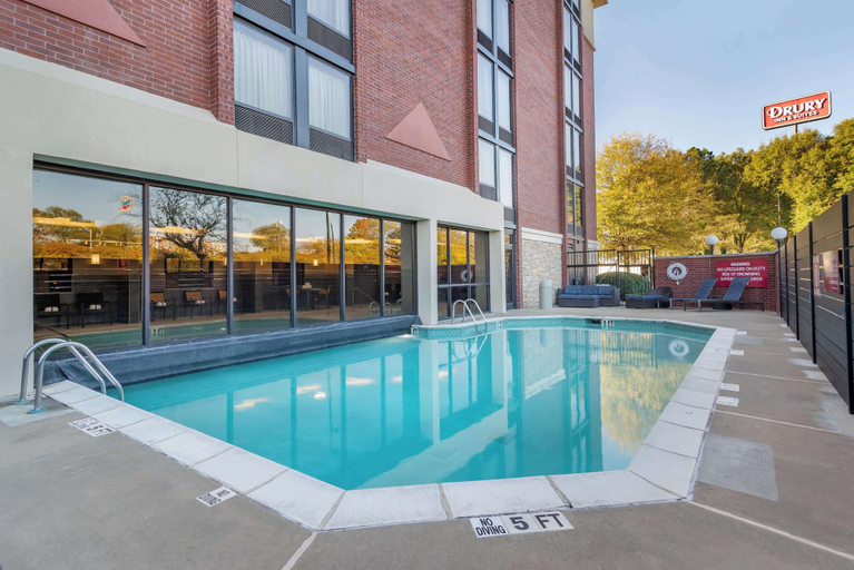 Sport & Beauty 5, Drury Inn & Suites Atlanta Airport, Fulton