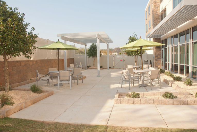 Food & Drinks 4, Holiday Inn Express & Suites DECATUR by IHG, Morgan