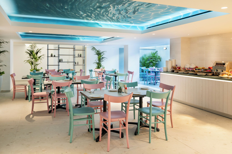 Food & Drinks 5, ibis Styles Larnaca Finikoudes Beach, Larnaca