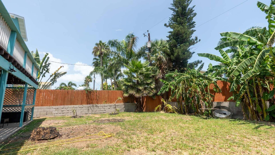 Property grounds 4, 2br Ground Floor, Sleeps 8, Pets Ok - Spi 2 Bedroom Apts, Cameron