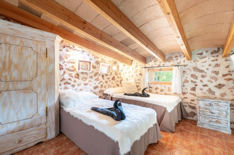 Bedroom 3, Cas Mostatxet Sencelles, Baleares