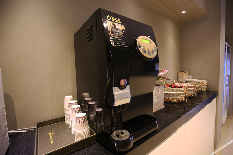 Food & Drinks 4, Asan Hotel Cube, Asan