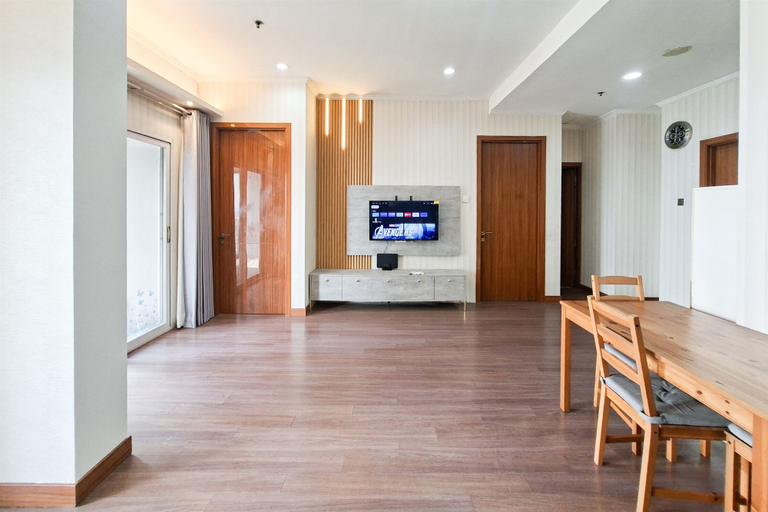 Living room 2, Comfortable 3Br Apartment At Great Western, Tangerang
