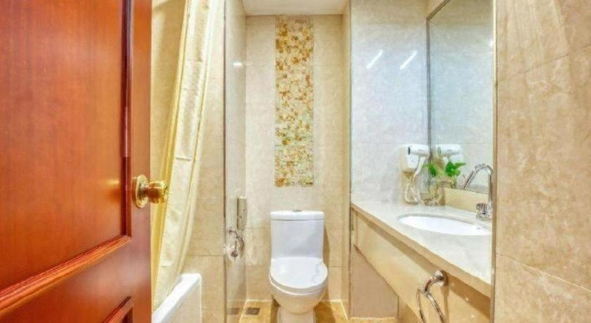 Bathroom, Changchun Garden Hotel, Changchun