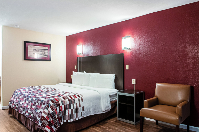 Bedroom 3, Red Roof Inn Slidell, Saint Tammany