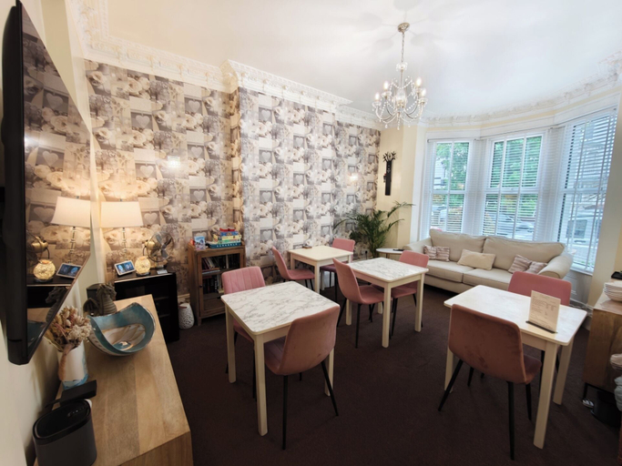 Food & Drinks 4, The Rosedene, Conwy