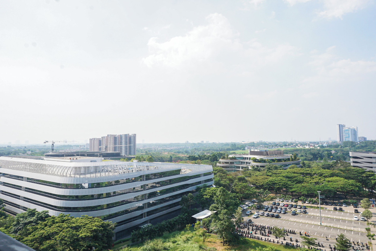 City view, Cozy Well Located Studio Room At Apartment Sky House Bsd, South Tangerang