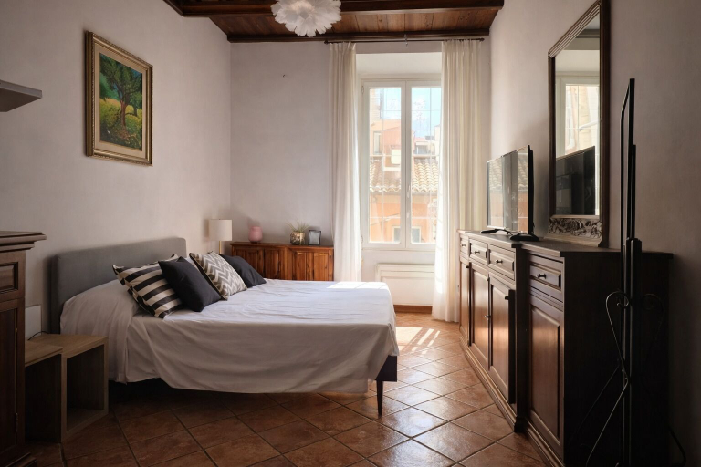 Room 5, BORGO APARTMENT IMPERO VATICANO, Roma