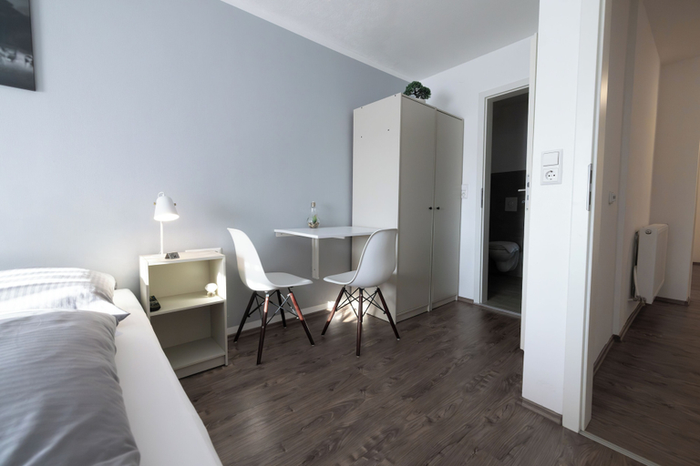 Bedroom 4, Hotel Three Corners, Lörrach