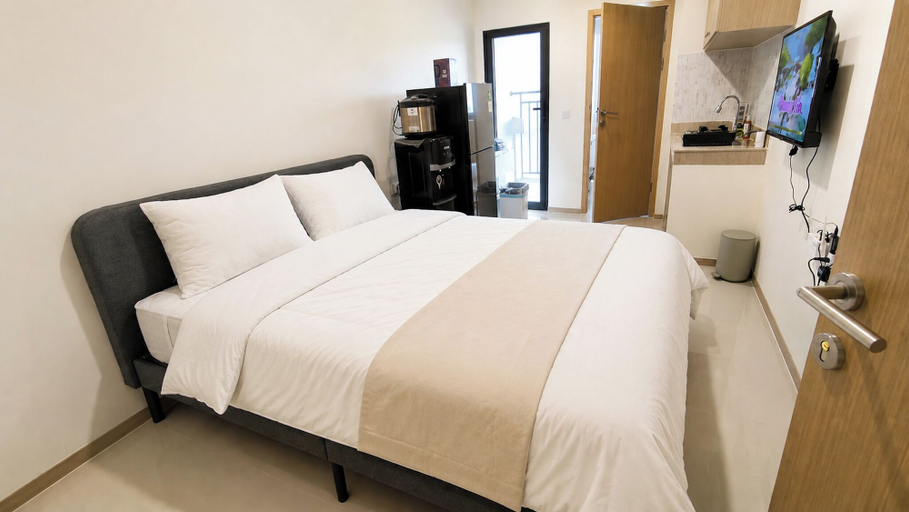 Interior, Bright And Homey Studio Room At Apartment Meikarta District 1, Cikarang