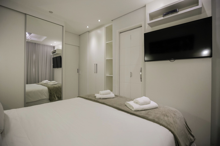 Room 5, Paulista Flat, São Paulo