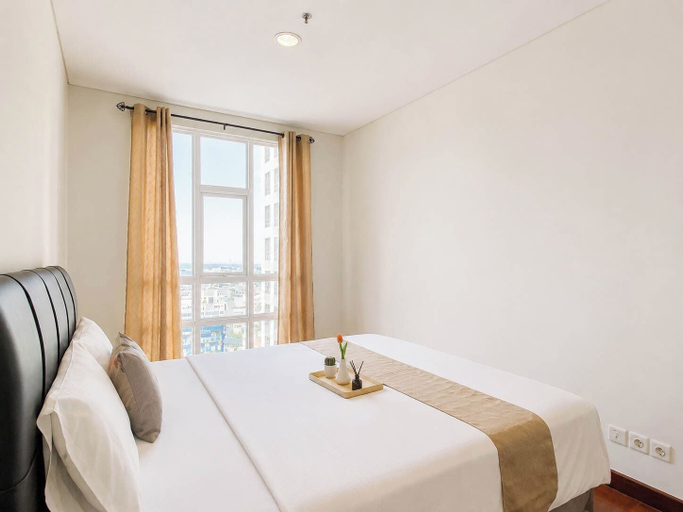 Room 4, Serene And Spacious 3Br At Apartment Lucky Tower Residence, Jakarta Barat