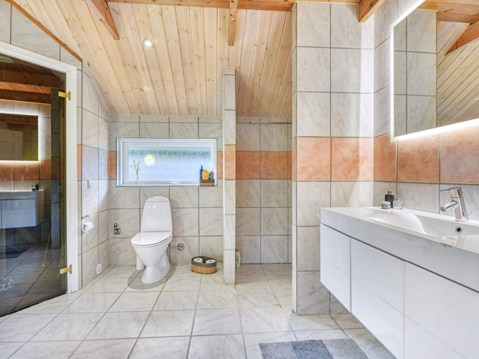 Others 3, 4 Star Holiday Home in Oksbol, Varde