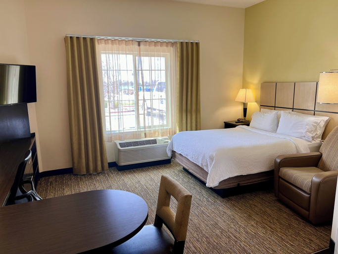 Bedroom 4, Candlewood Suites WINNEMUCCA, Humboldt