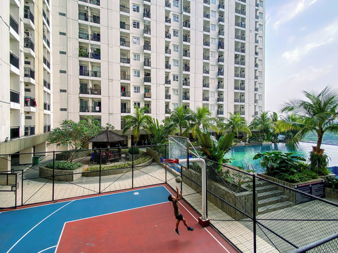 Basketball court 3, Homey Simple Studio Room At Apartment Cinere Resort, Depok