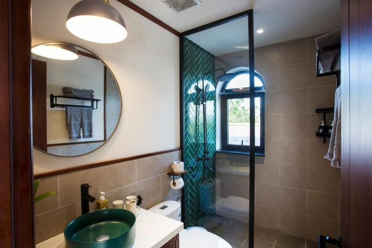 Bathroom 2, La Maison Gao, Da Nang