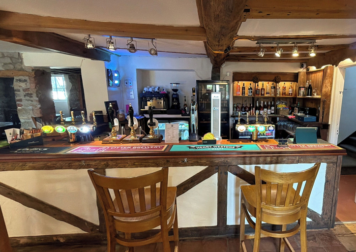Food & Drinks 4, The Farmers arms West Hatch, Somerset