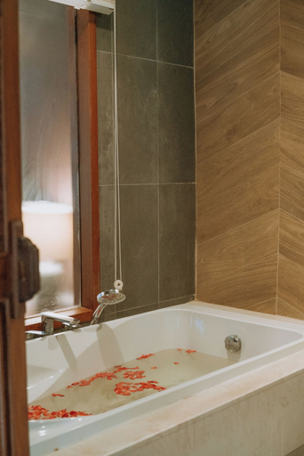 Bathroom 5, Railay Bay Resort and Spa, Mueang Krabi