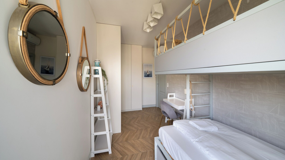 Room 4, Apartamenty Sun & Snow Solmarina, Gdańsk City