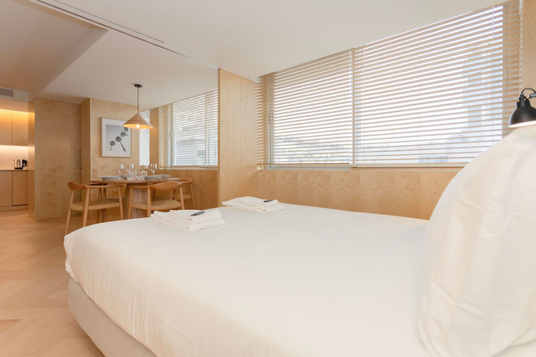 Room 2, Allegro Boutique Apartment 1C by Liiiving, Porto