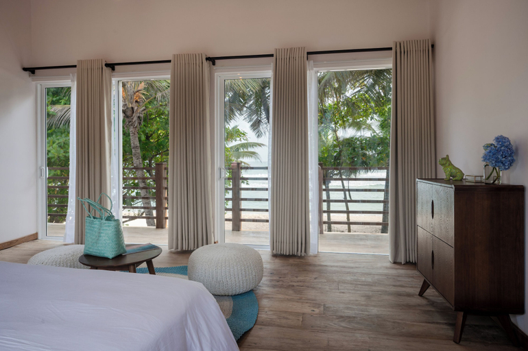 Room 2, Chalets Midigama, Weligama