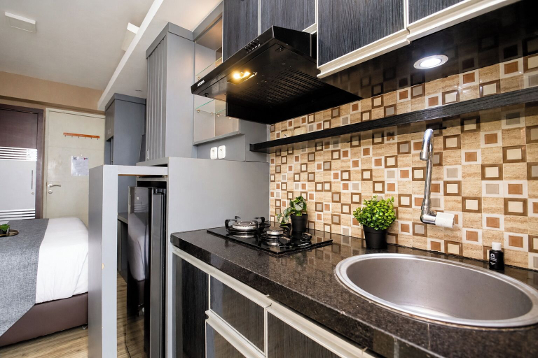 Private kitchen 2, Charming Studio Room At Apartment Bassura City, Jakarta Timur