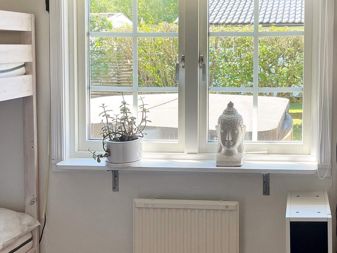 Others 4, 4 Star Holiday Home in Skummeslovsstrand, Laholm
