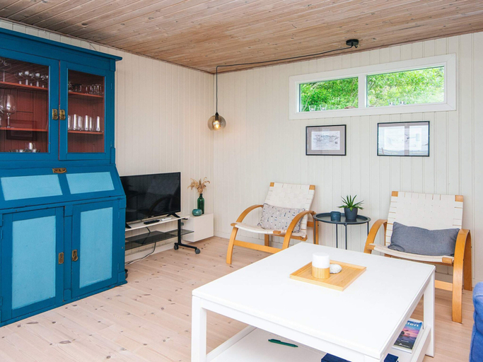 Others 5, 6 Person Holiday Home in Thyholm, Struer