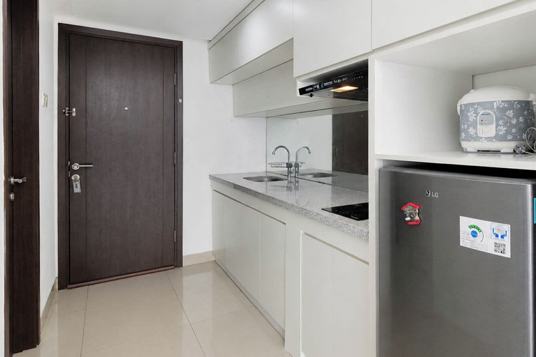 Private kitchen 3, Cozy Modern Living Studio At Apartment H Residence, East Jakarta