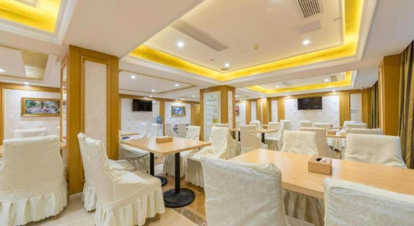 Food & Drinks 4, Vienna Hotel Guangxi Guilin Yongfu Station, Guilin