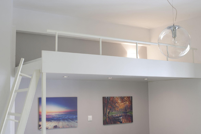 Others 4, Victoria Square, Cozy and Stylish Apartment, Attica
