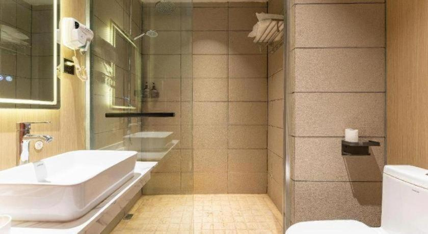 Bathroom 3, PAI Hotels·Guide Road Municipal Government, Shangqiu
