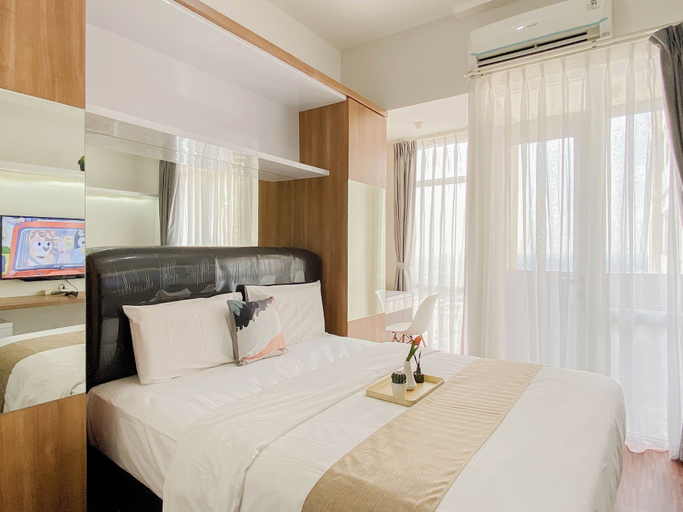 Interior 3, Neat Restful Studio Room At Apartment Vasanta Innopark, Cikarang