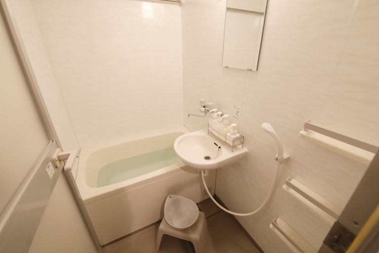 Bathroom 5, Sakura Court Ebisu, Shibuya