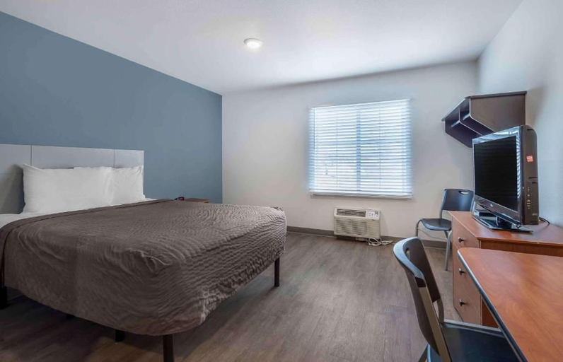 Bedroom 2, Studio 6 Extended Stay Wichita South KS, Sedgwick